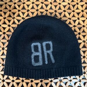 SOLD Banana Republic Beanie Black Gray Embroidered BR Lambs Wools & Cashmere